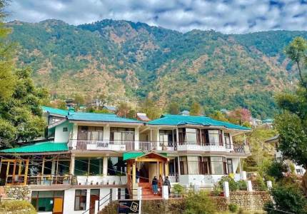 Dharamkot Taxi Service